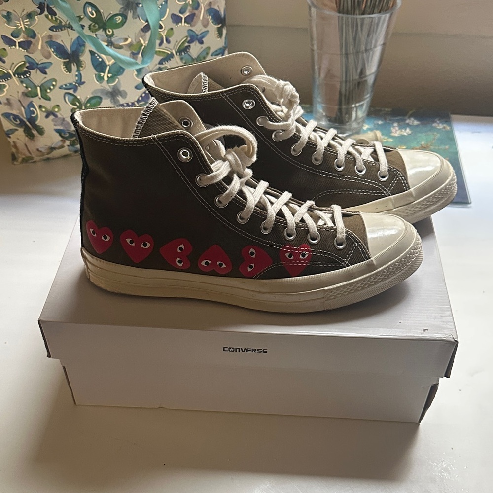 Converse Comme Des Garçons -  Brown/khaki with Red Heart Design